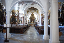 Innenraum der Kirche St Jakobus Ensdorf